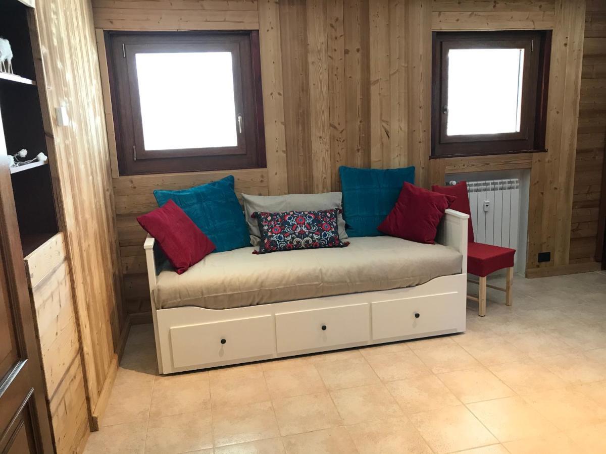 Appartement Aroma Di Legno E Profumo Di Neve à Breuil-Cervinia Extérieur photo
